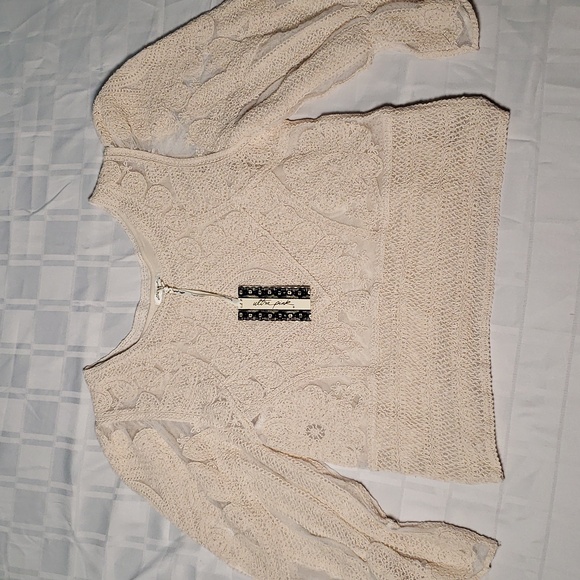 🍦NWT ULTRA PINK BOHO TOP P2P 18🍦 - Picture 1 of 6